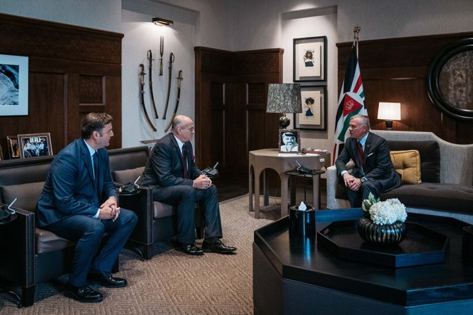 His Majesty King Abdullah meets with officials participating in the 2022 OSCE Mediterranean Conference hosted by Jordan at the Dead Sea on Monday (Photo courtesy of Royal Court)